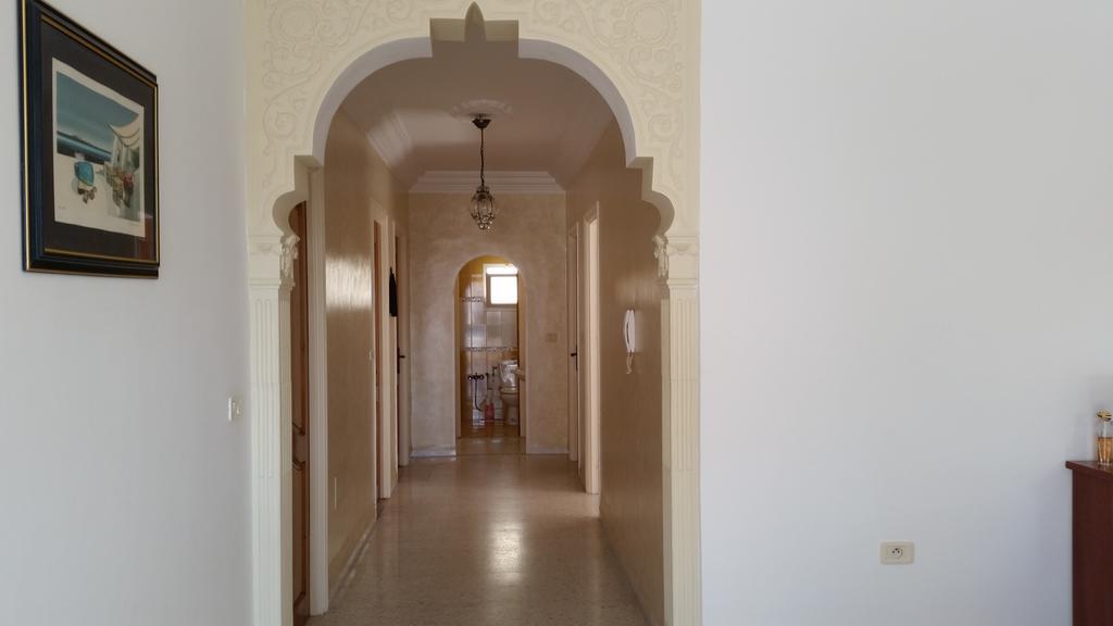 Villa Bougainvillier Sousse Ruang foto